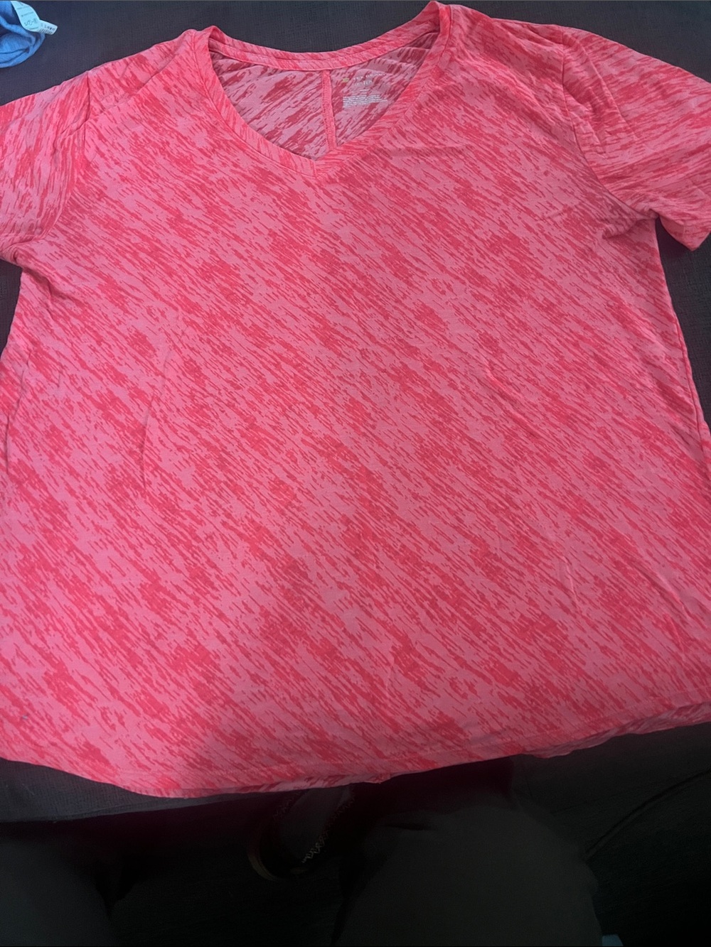 tek gear Women's Pink Space-Dye V-Neck Short Sleeve Tee